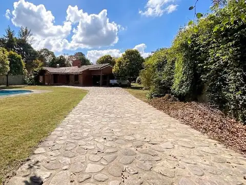 Casa en Venta en San Lorenzo, Capital