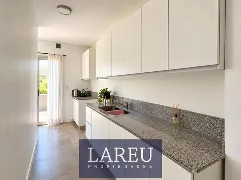 Departamento en Alquiler con 1 cocheras