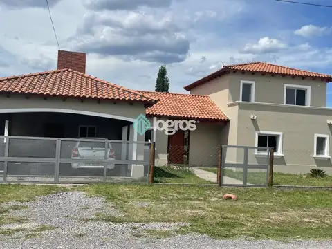 Casa en Venta con 1 cochera