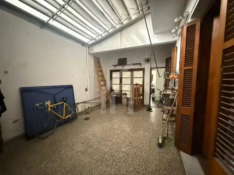 Depto Tipo Casa en Venta con 1 cocheras