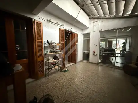 Depto Tipo Casa en Venta en Flores, USD 160.000