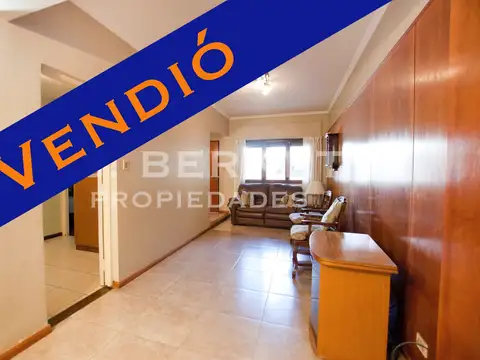 Tipo Casa 3 Ambientes al frente con terraza - Excelente zona!!