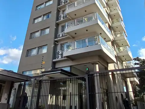 DEPTO QUILMES CON COCHERA