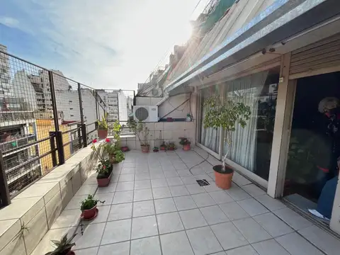SEMIPISO CON BALCON TERRAZA 3 DORMITORIOS CON DEPENDENCIAS
