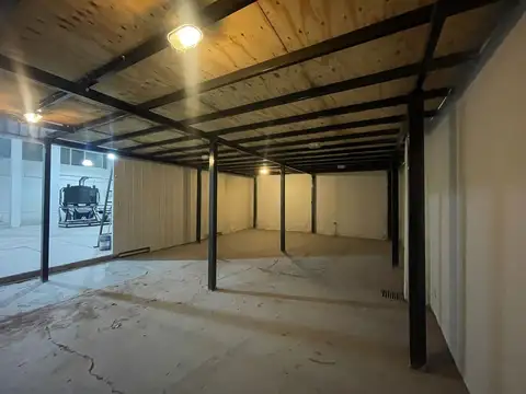 VENTA GALPON CON OFICINAS GODOY CRUZ MENDOZA