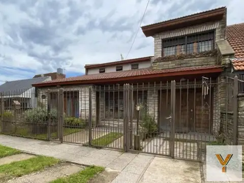 Armenia e/ Avenida Libertad y Bouchez