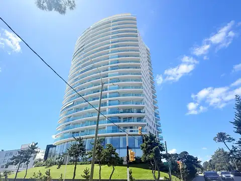 3 dormitorios Paramount Tower full amenities cochera y seguridad