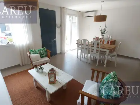 Departamento en Venta con 2 cocheras