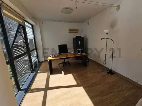 Oficina 3 ambientes con 1 baño