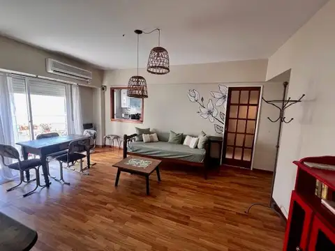 Darwin 600, Piso 7