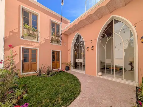 Casa de pasillo en venta de 3 dormitorios zona río rosario