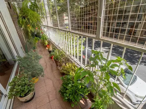 VENTA 4 AMB ALMAGRO  balcón y PATIO APTO CRED
