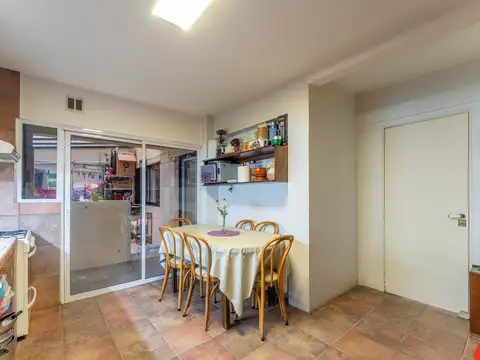 VENTA 4 AMB ALMAGRO  balcón y PATIO APTO CRED