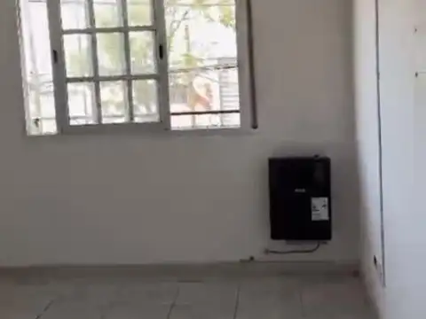 Avenida Bernardo Ader 200, Piso 1