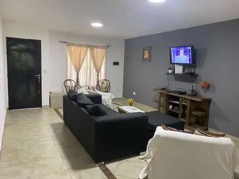 Casa en Venta en Ituzaingo, USD 330.000