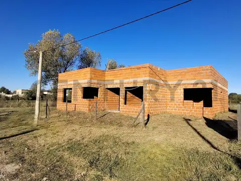 Casa en Obra avanzada 157 m² en lote esquina 600 m² | Colonia Japonesa, Loma Verde – Escobar | Sin e