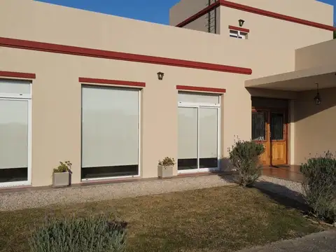 Casa en Venta en Costa Esmeralda, USD 220.000