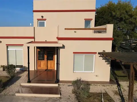 Casa en venta - 3 Dormitorios 3 Baños - Pinamar