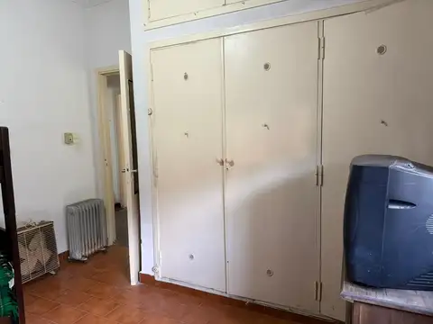 Casa en Venta con 4 cocheras