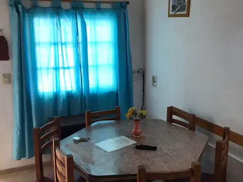 Duplex al fondo de 3 ambientes para 4 personas - Mar Del Tuyu (202007)