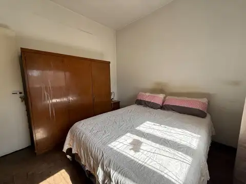 CASA EN VENTA 3 AMBIENTES LONGCHAMPS GARAGE JARDIN