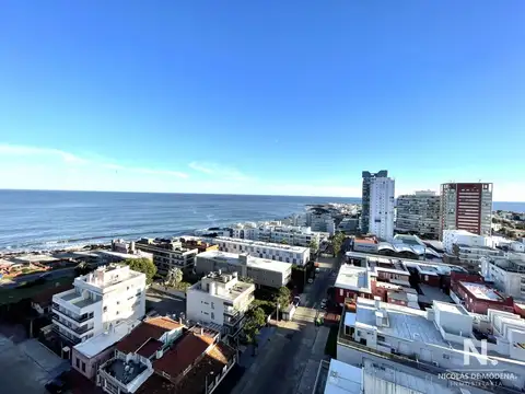 Departamento 4 ambientes con 3 baños