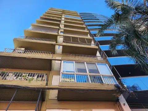 Pellegrini  al 868 8 Piso