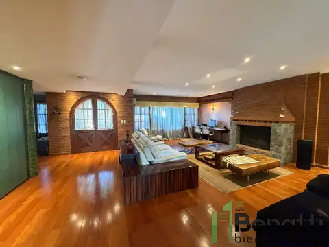 Casa en Venta en Barrio Naón, Mataderos