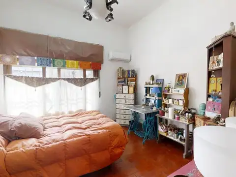 Depto Tipo Casa en Venta 50 años