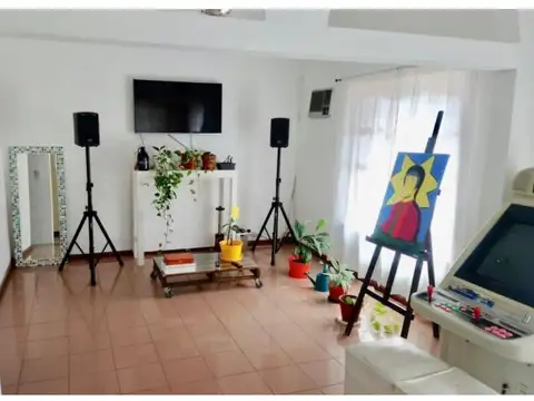 Depto Tipo Casa en Venta de 4 ambientes