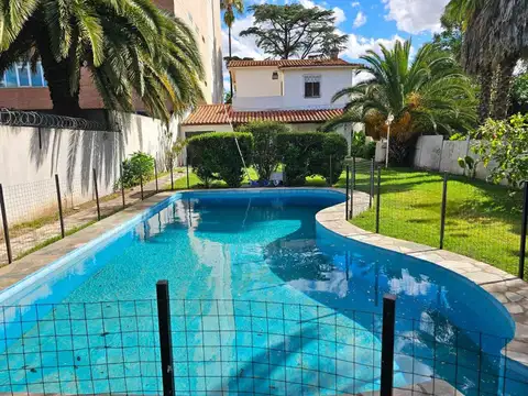 ALQUILER CASA 5 AMB CON PILETA QUINCHO Y DEPTO 2