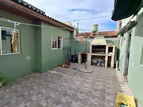VENTA CASA 3 AMB COCHERA EZPELETA QUILMES