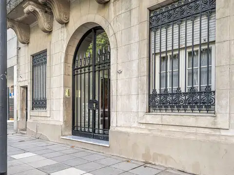 Doctor Alejandro Posadas 1600