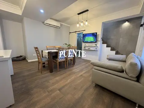 Depto Tipo Casa en Venta de 3 dormitorios