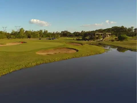 Terreno en Medal Country club