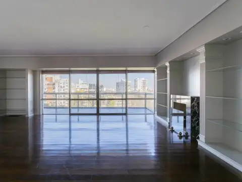 Superí 1500, Piso 8