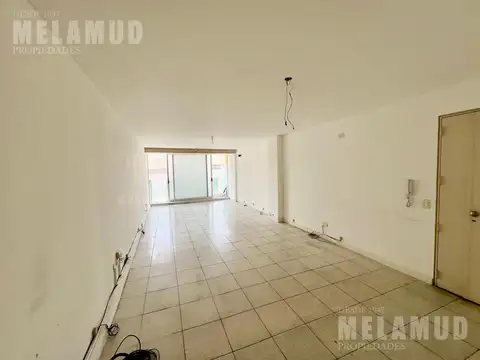 ALQUILER /  Monoambiente Colegiales/  Oficina o Vivienda / Seguridad 24HS