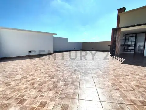 Depto Tipo Casa en Venta en Villa Lynch, USD 167.000