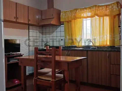 Leopoldo Marechal 100, Piso 0