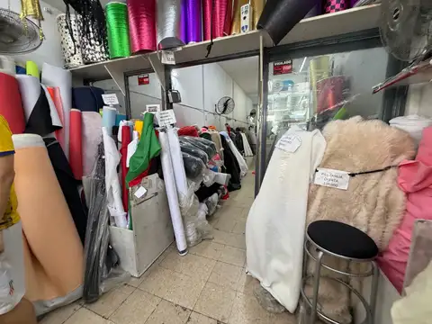 Local en Alquiler en Once, $ 6.500.000