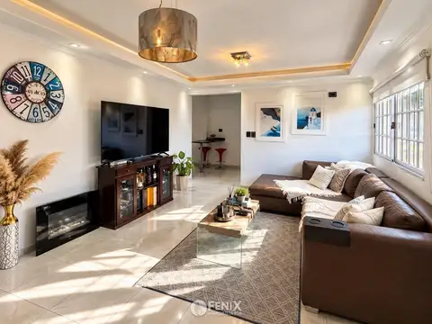 CASA EN VENTA DE 2 DORMITORIOS EN VENTA - BARRIO VILLA URQUIZA (CF1414)