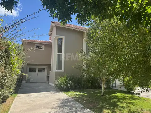 CASA EN VENTA | RINCÓN CLUB DE CAMPO 