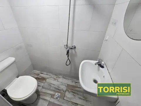 VENTA - 2 AMB 24 m2 - BAJAS EXPENSAS - VARELA 200 - FLORES