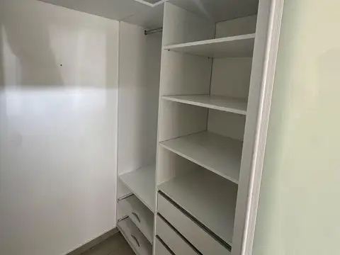 ALQUILER DEPARTAMENTO DE 3 AMBIENTES SEMI AMOBLADO