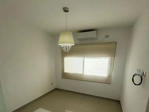 Departamento en Alquiler en Berazategui, $ 1.100.000
