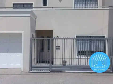 Casa 4 Ambientes - Ramos Mejía