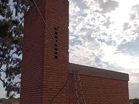 FINCA EN "LAS CATITAS", MENDOZA. 100% AGUA DE RIEGO