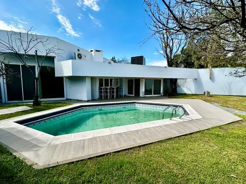 Alquiler casa Cerro de las Rosas uso comercial