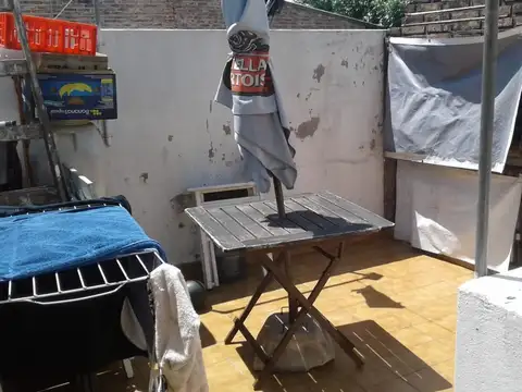 Depto Tipo Casa en Alquiler de 4 ambientes