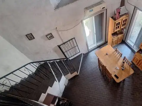 CASA PLANTA ALTA 3 DORMITORIOS- Barrio IndustrIal